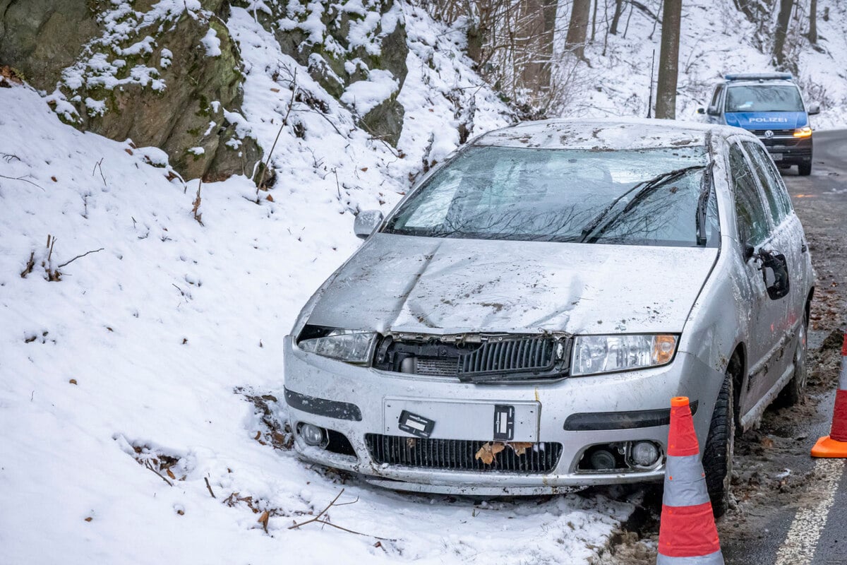 Unfall Bei Liebstadt Skoda Berschl Gt Sich Doch J Hrige Fahrerin