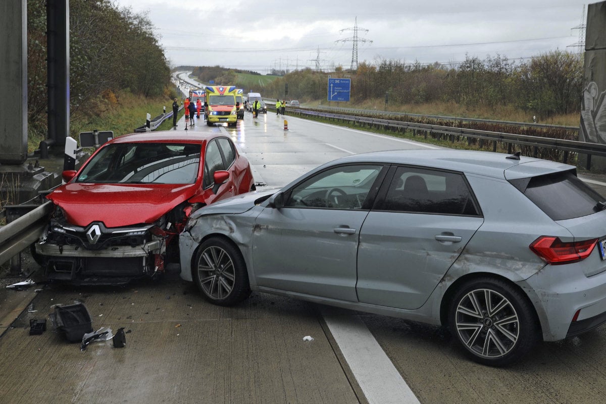 Rostock Schnee Und Gl Tte Erste Schwere Unfall Serie Auf Autobahnen