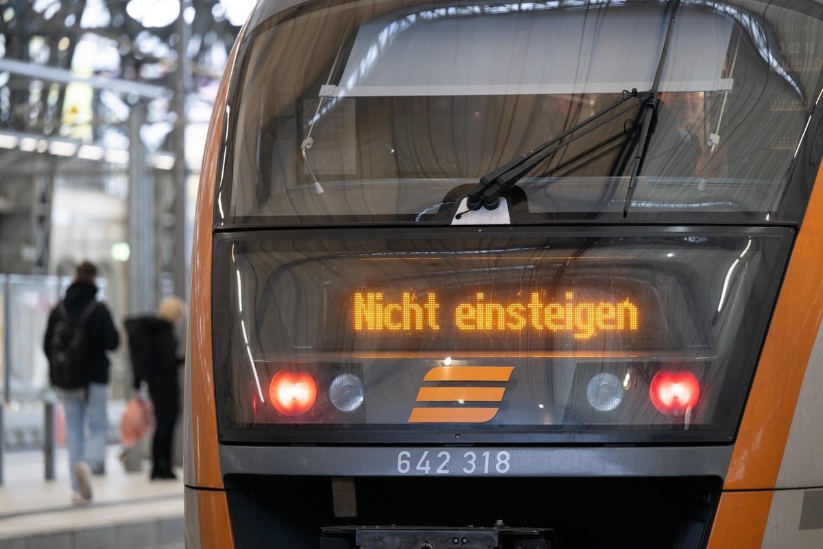 Warnstreik Bei Der Bahn Massive Einschr Nkungen Im Mitteldeutschen