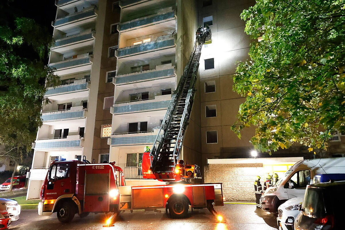 Wieder Feuer In Chemnitzer Hochhaus Brandserie Im Heckertgebiet Geht