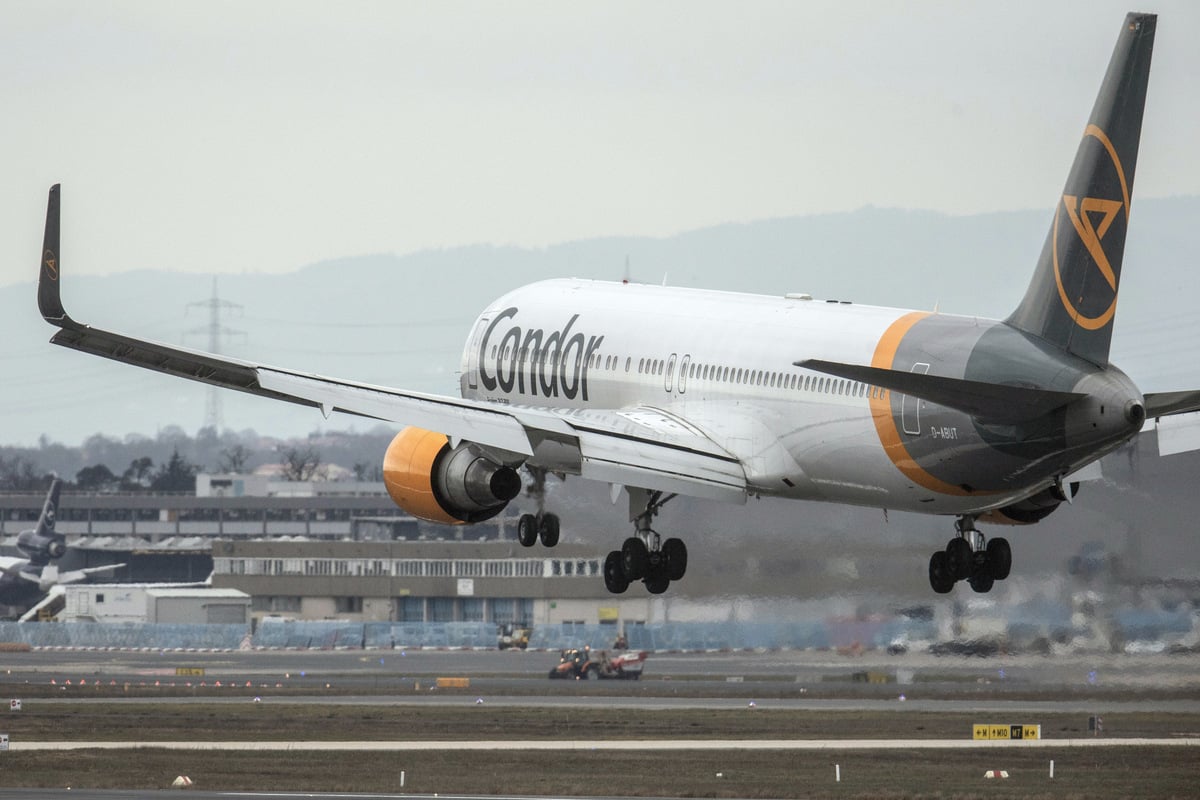 Ferienflieger Muss Auf Dem Weg Nach Korfu In M Nchen Notlanden