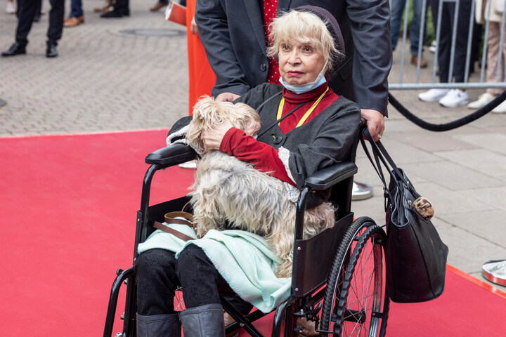 Tragischer Tod von Klimbim Star Ingrid Steeger Das nächste Drama steht