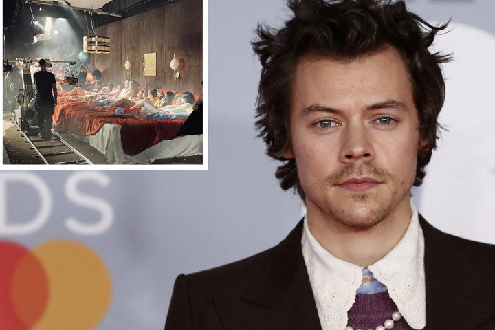 Harry Styles Throws A Stylish Slumber Party In The Late Night Talking