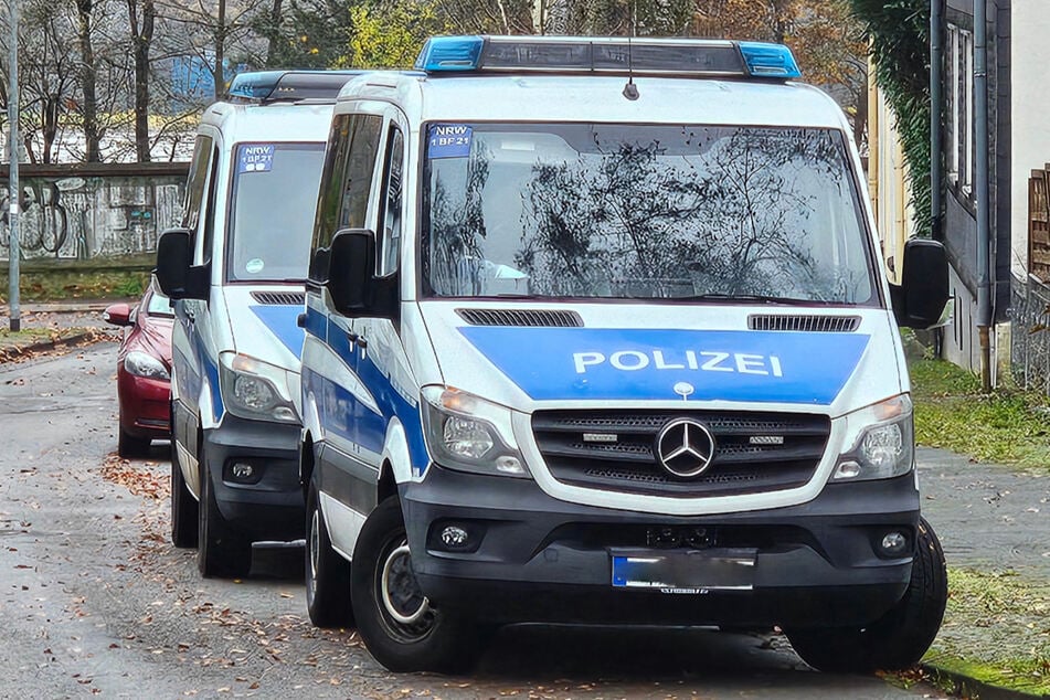 Berlin J Hriger In Wedding Get Tet Polizei Nimmt Verd Chtigen Fest