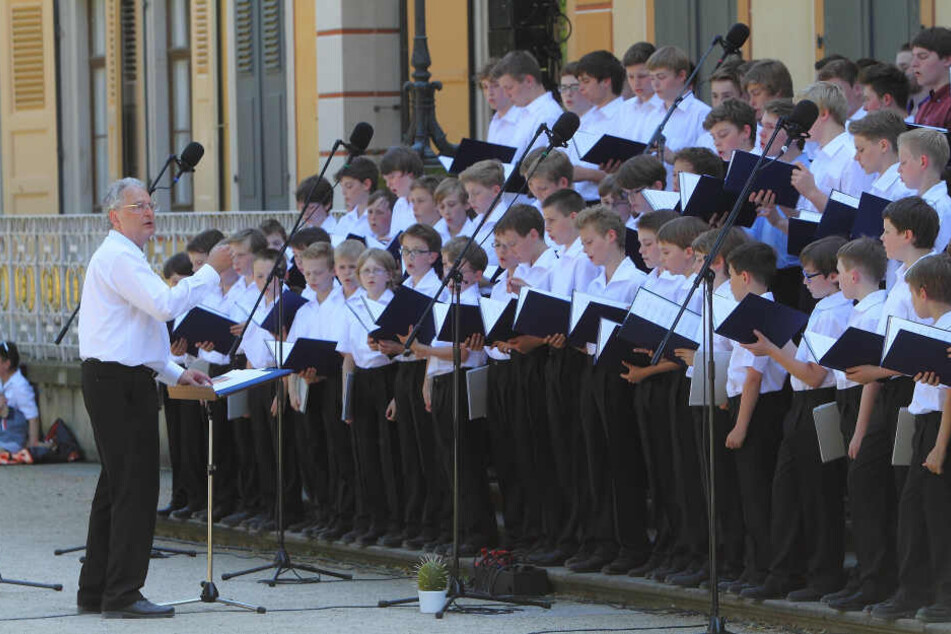 Das hat Tradition: der Kreuzchor in Pillnitz.