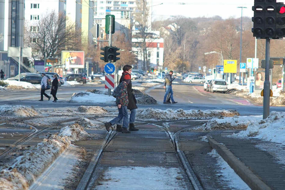 Die Bahngleise enden an der Brückenstraße, sollen dereinst die Innenstadt umschließen. Daraus wird vorerst nichts.