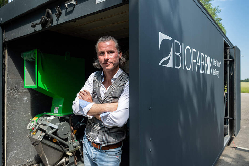 Oliver Riedel, Geschäftsführer der Biofabrik White Refinery GmbH, will mit einer "WastX Plastic" Anlage Plastikabfälle zu Diesel verarbeiten.