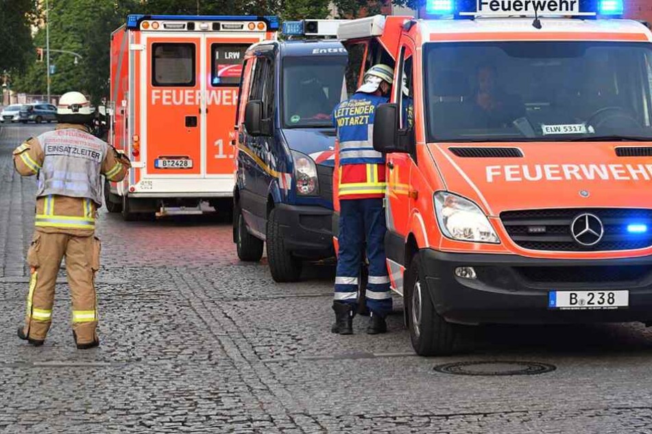 Die Feuerwehr konnte den Brand löschen, das Auto war aber nicht zu retten (Symbolfoto).