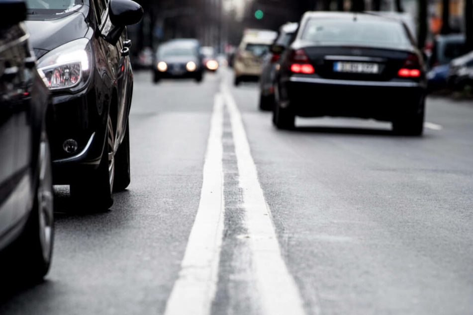 Die "Umwelt-Spuren" werden auf der Merowinger- (Foto) und auf der Prinz-Georg-Straße angelegt.
