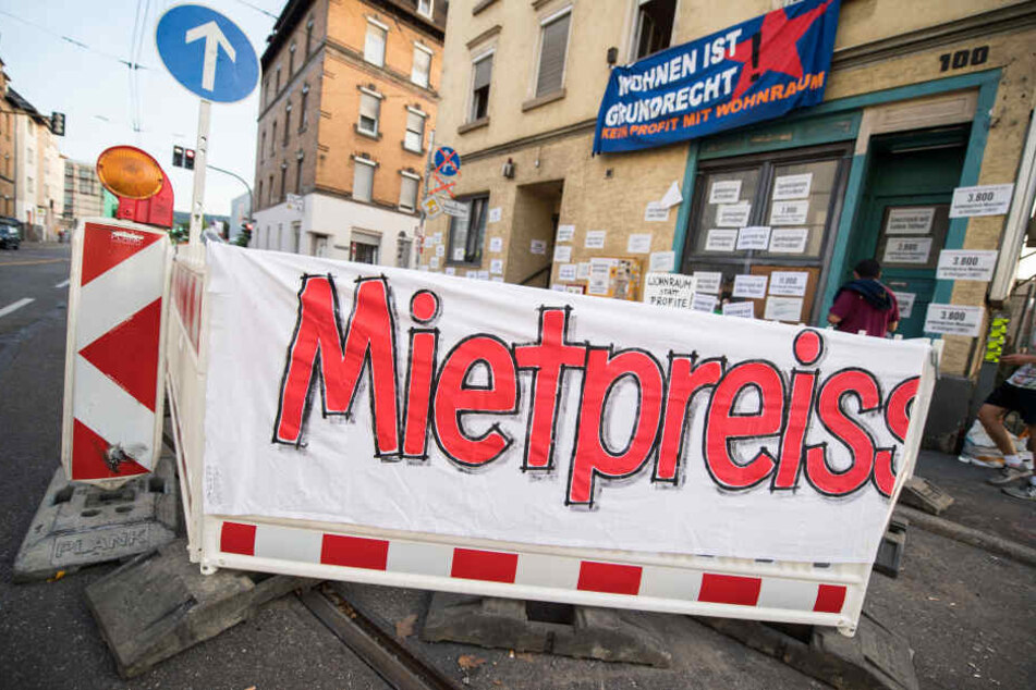 Wohnungsnot und hohe Mietpreise führten schon in mehreren Deutschen Städten zu Protesten (Archivbild).