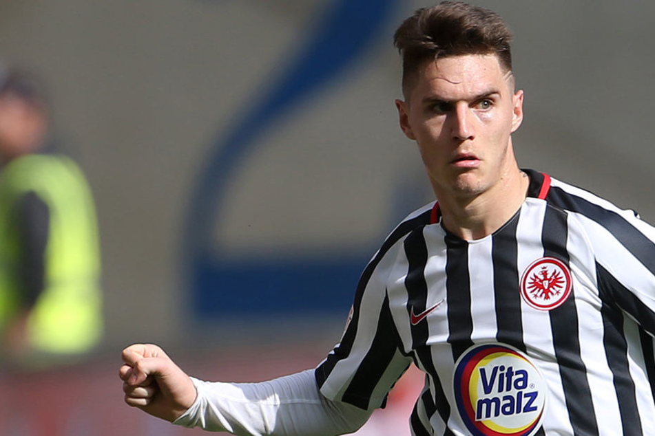 Guillermo Varela (24) wird beim DFB-Pokalfinale nicht auflaufen, weil er sich kürzlich ein Tattoo hat stechen lassen.