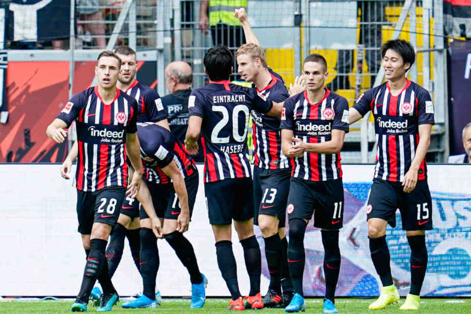 Wird die Eintracht auch am Donnerstag in Straßburg etwas zu jubeln haben?