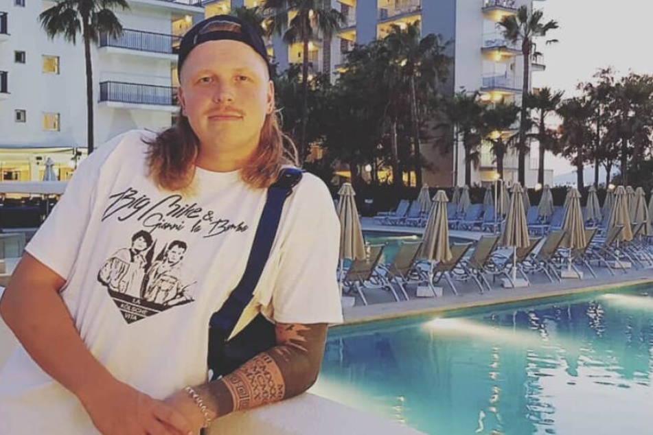 Rapper Finch Asozial trat auch schon am Ballermann auf.