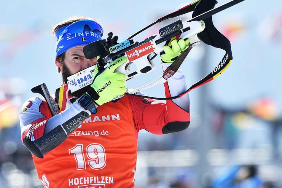 Aktuell ist der Waffenschaft von Michael Rösch weiß. In Pyeongchang können die Fans
dank ihrer Spende und Fotos drauf sein.