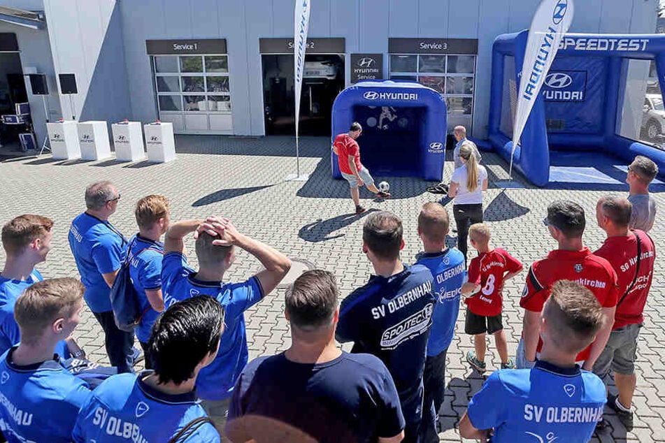 Beim Torwandschießen waren die Fußballer der SV Olbernhau am treffsichersten.
