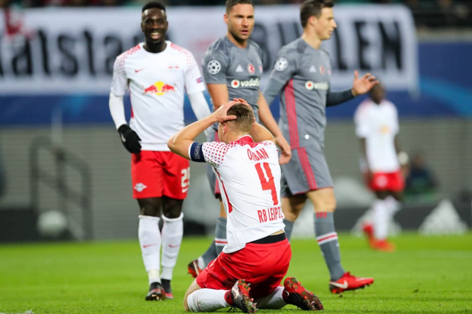 RB am Boden! RB Leipzig verpasste den Sprung ins Achtelfinale der Champions League.