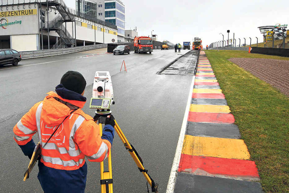 Startschuss für die Bauarbeiten auf dem Sachsenring. 3671 Meter Strecke müssen
erneuert werden.