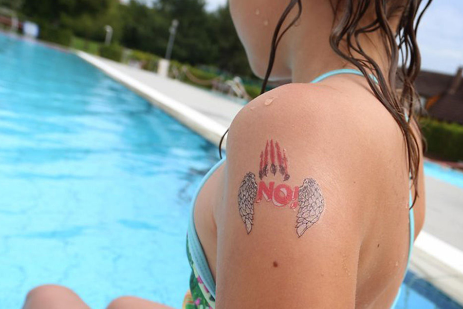 Dieses Tattoo hat eine klare Botschaft. "NO!"