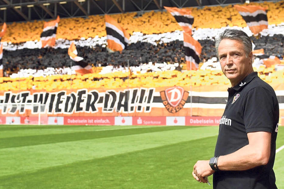 Dynamo ist wieder da - und genau dort, nämlich in der 2. Bundesliga, wollen Uwe Neuhaus und seine Mannschaft bleiben.