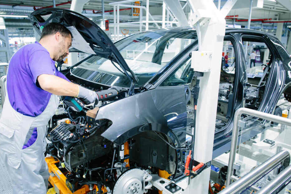 Die neuen Elektro-Autos werden in Zwickau produziert. Dafür hat der Konzern das gesamte Werk komplett umgerüstet.