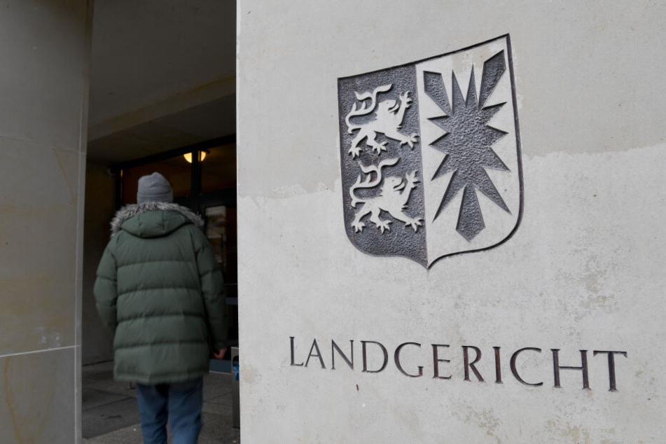 Der Prozess um den Kindsmord wird vor dem Kieler Landgericht verhandelt.