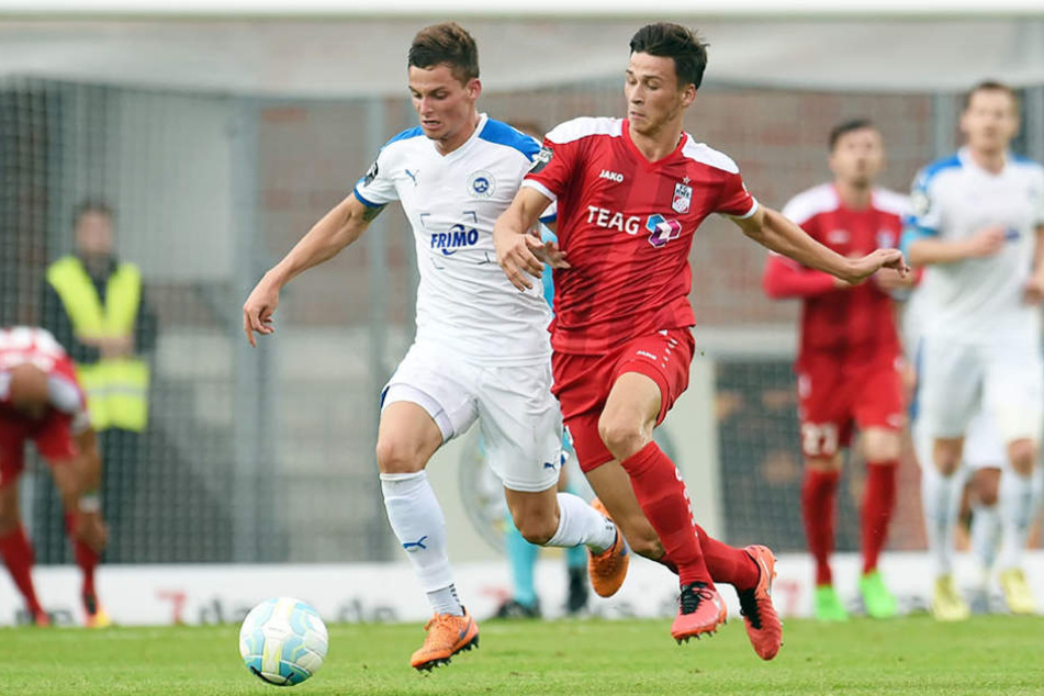 Ein harter Kampf: Nach einem zwischenzeitlichen 0:2-Rückstand setzte Erfurt zur Aufholjagd an.