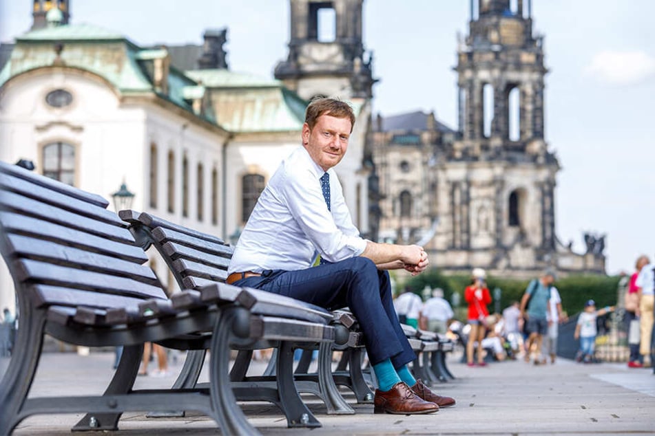 Ministerpräsident Michael Kretschmer (44, CDU) auf der Brühlschen Terrasse. Der gebürtige Görlitzer lebt heute mit seiner Familie in der Landeshauptstadt.