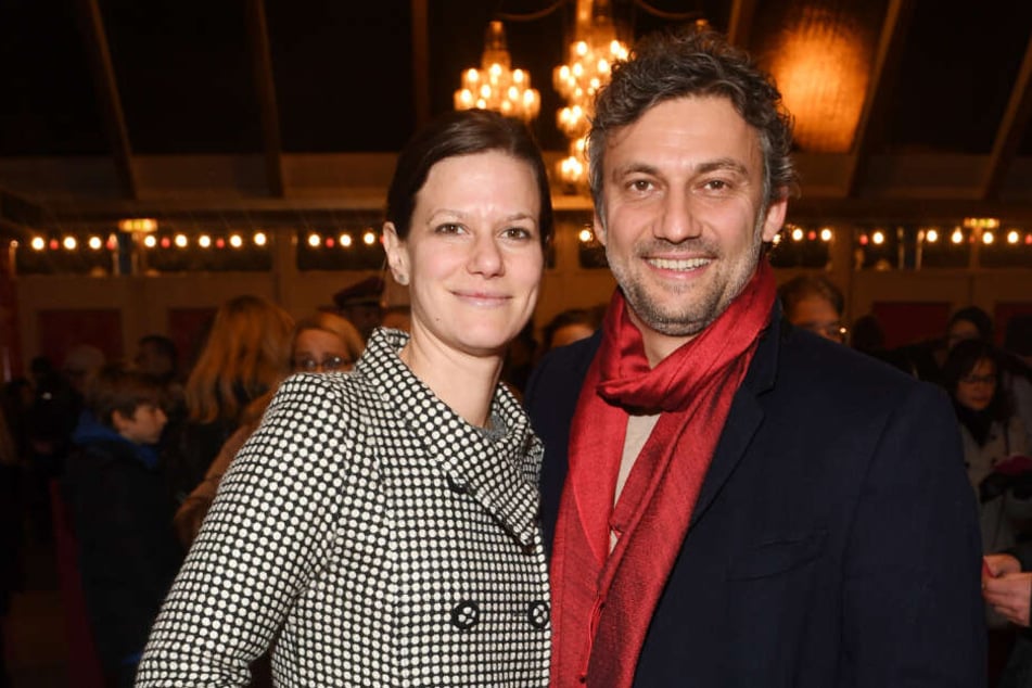Jonas Kaufmann im Babyglück: So feiert der Startenor ...