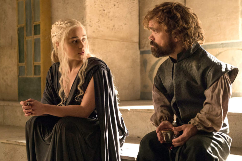 Emilia Clarke (30, Daenerys Targaryen) und Peter Dinklage (47, Tyrion Lennister) lassen sich ihre Hauptrollen gut bezahlen.