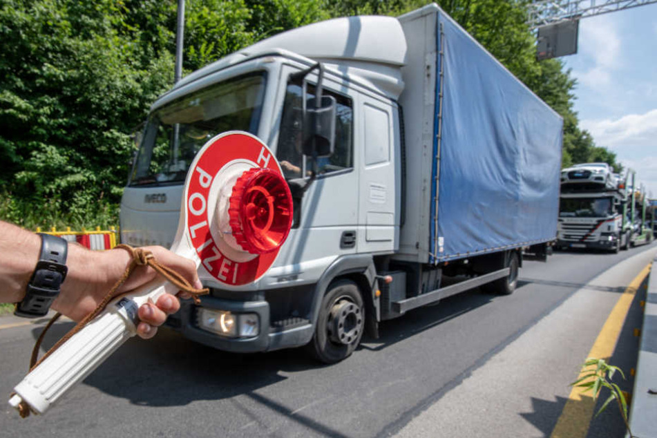 Mit dieser Ladung hatte der Fahrer nicht gerechnet (Symbolfoto).