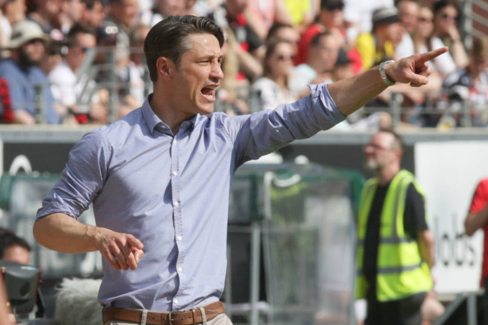 (Noch-) Eintracht-Coach Niko Kovac musste vor Spielbeginn ein Pfeifkonzert über sich ergehen lassen.