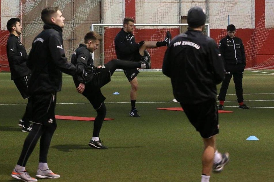 Die FSV-Spieler werden im Winter daheim trainieren - und deshalb reichlich in der Halle.