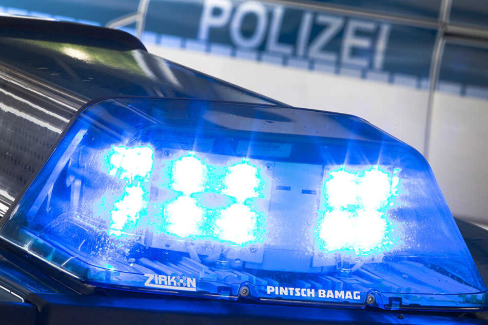 Das Opfer starb noch am Tatort an seinen schweren Verletzungen (Symbolbild).