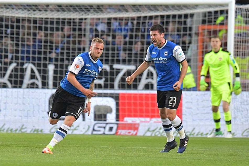 Auch gegen den VfB Stuttgart stand Dick (re.) neben dem Torschützen zum 1:0, Christoph Hemlein, in der Startelf.