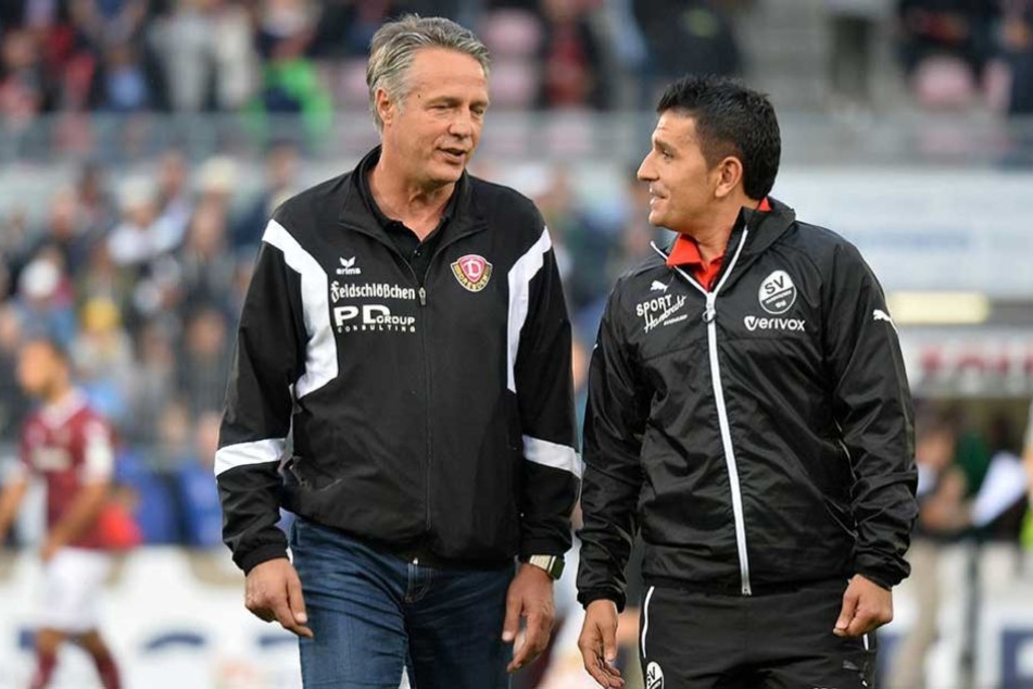 Dynamo-Trainer Uwe Neuhaus (li.) im Gespräch mit seinem Sandhauser Kollegen Kenan Kocak.