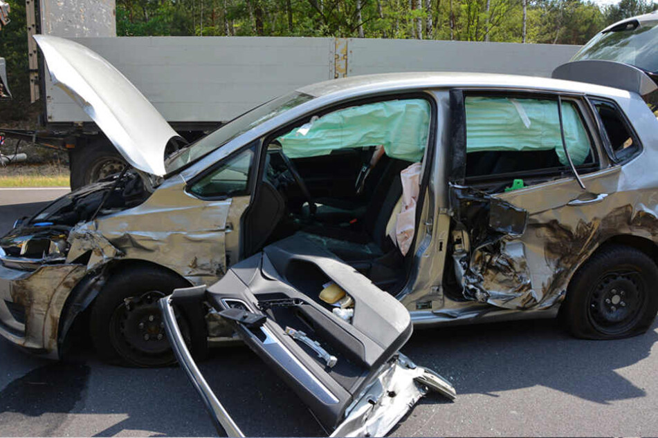 Auf der B97 hat es am Dienstagmittag heftig gekracht.