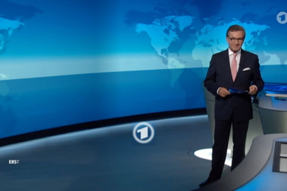 Der Screenshot der ARD zeigt den "Tagesschau"-Sprecher Jan Hofer.