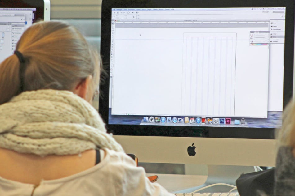 Die Computerräume sind u.a. mit iMacs ausgestattet.
