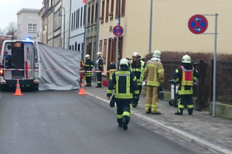 Aktuell läuft hier ein Großeinsatz von Feuerwehr und Polizei.