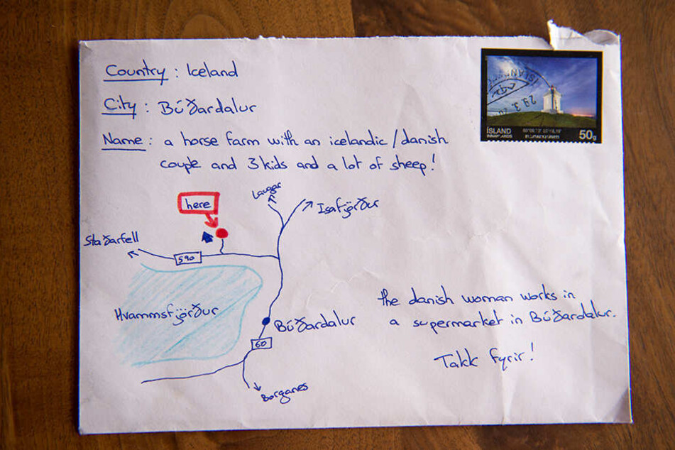 Eine Küste, zwei Hauptstraßen, fünf Nachbarorte und eine detaillierte Beschreibung reichen in Island zum Postversand aus.