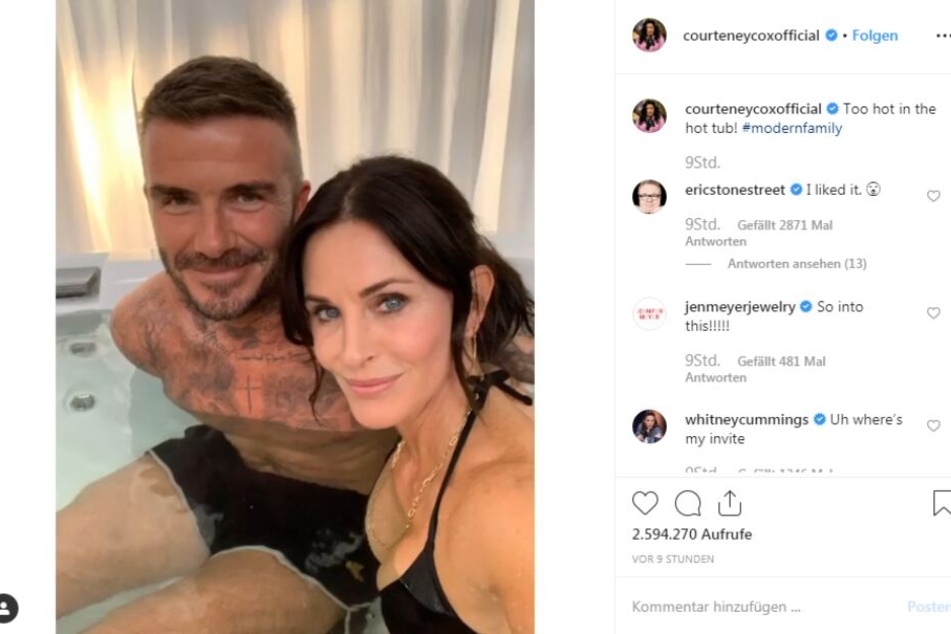 David Beckham (44) und Courteney Cox (55) im Whirlpool.