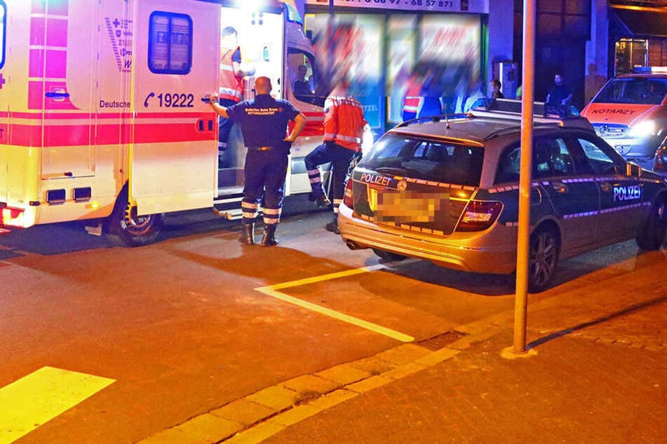 Ein Unbekannter einem 18-Jährigen am Lindenufer in den Oberkörper.