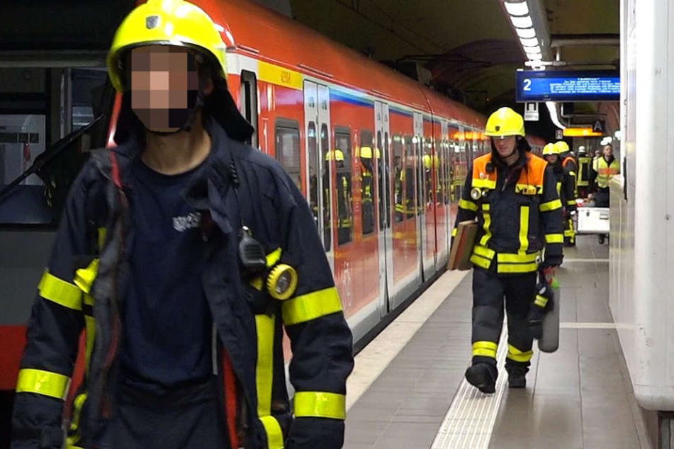 Die Feuerwehr war mit zahlreichen Kräften vor Ort.