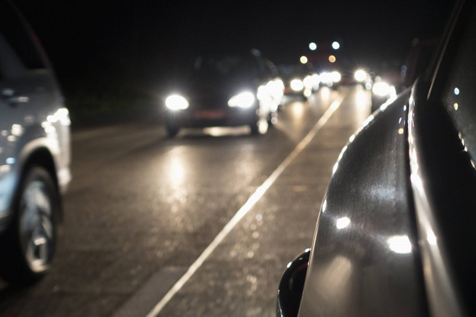 Augenärzte sehen Hochleistungsscheinwerfer als Gefahr im Verkehr.