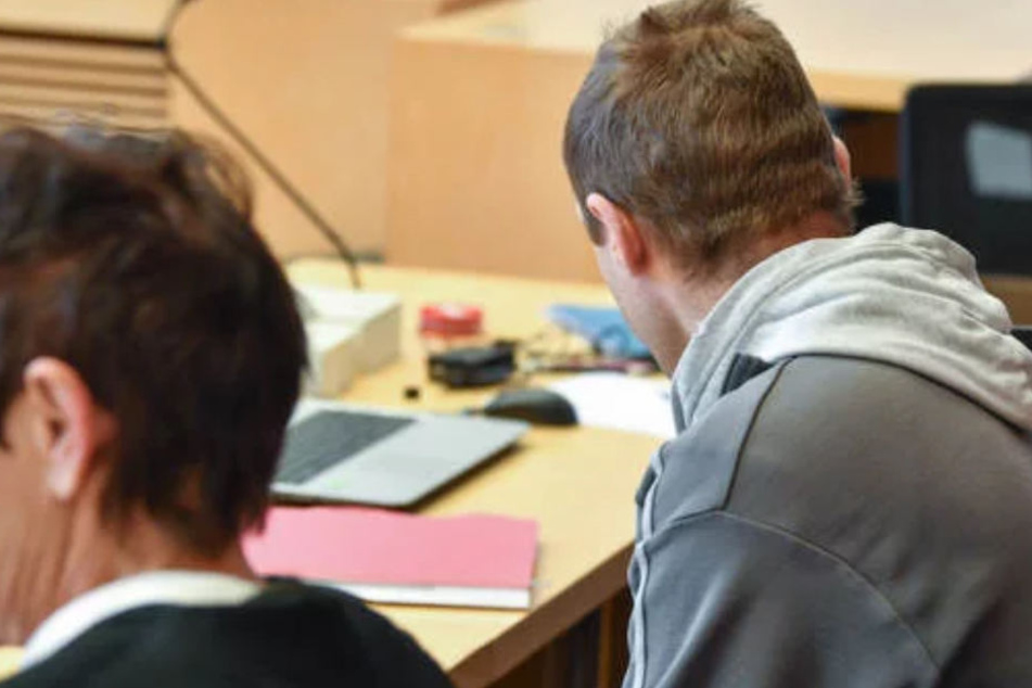 Der angeklagte Vater (37) im Berufungsprozess am Landgericht Frankfurt (Oder).