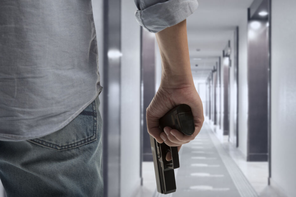 Die Polizei stellte eine Schreckschusswaffe bei dem Mann sicher. (Symbolbild)
