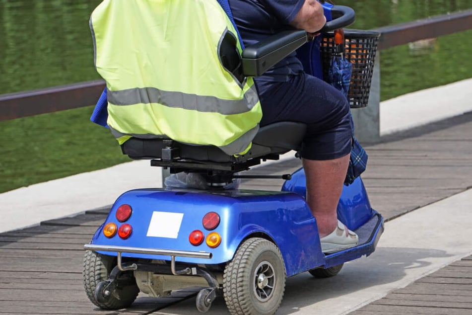 Erst hatte der Akku des Rollstuhls schlapp gemacht. (Symbolbild)