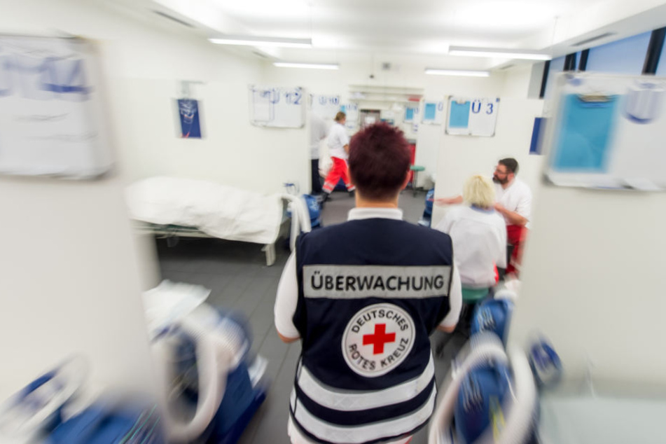 2478 junge Männer und 1613 junge Frauen wurden 2017 in Bayern mit einer Alkoholvergiftung in ein Krankenhaus eingeliefert. (Symbolbild)