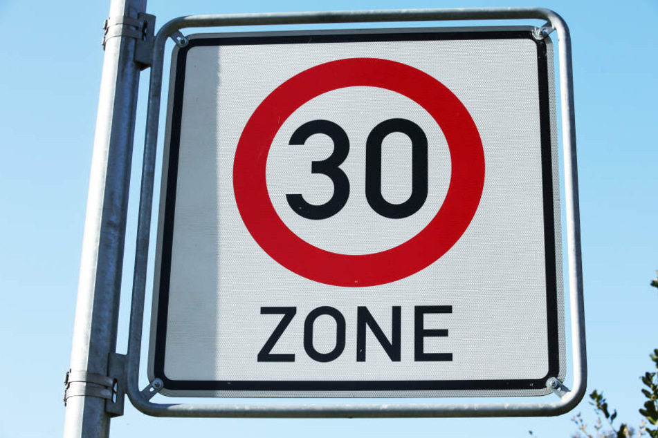 Nur noch 30 bei Nacht? In Kassel könnte dieser Fall bald eintreten. (Symbolbild)