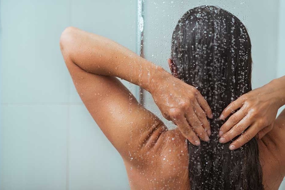 Die Frau wurde mit Nacktaufnahmen aus einer Hoteldusche erpresst (Symbolbild).
